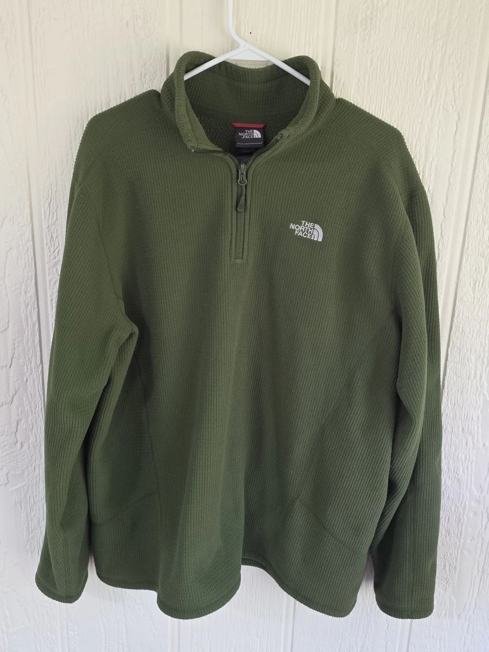 The North Face Men’s Olive Green Quarter-Zip Fleece Pullover, Size XL